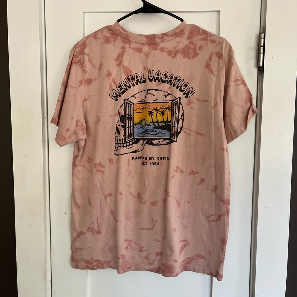 Katin pink shirt size medium